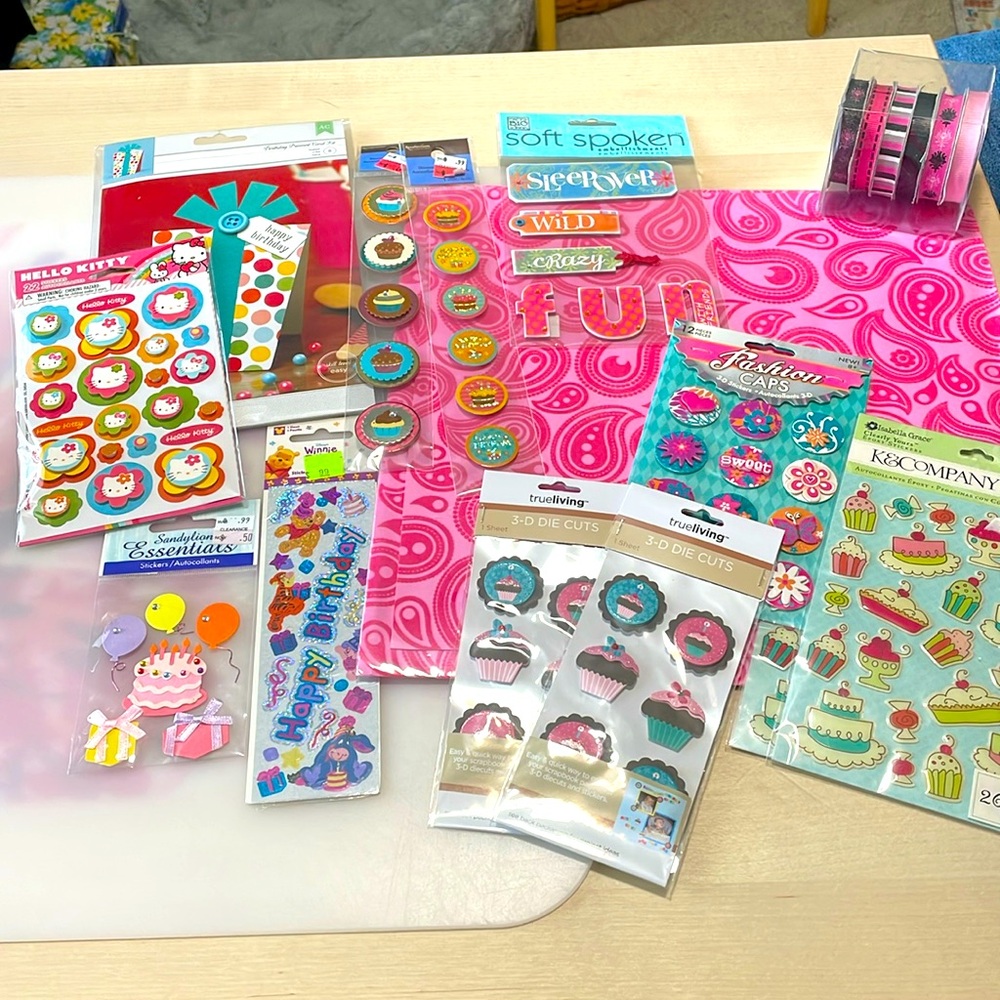 NWT Miscellaneous Girls/Teen Scrapbook Lot